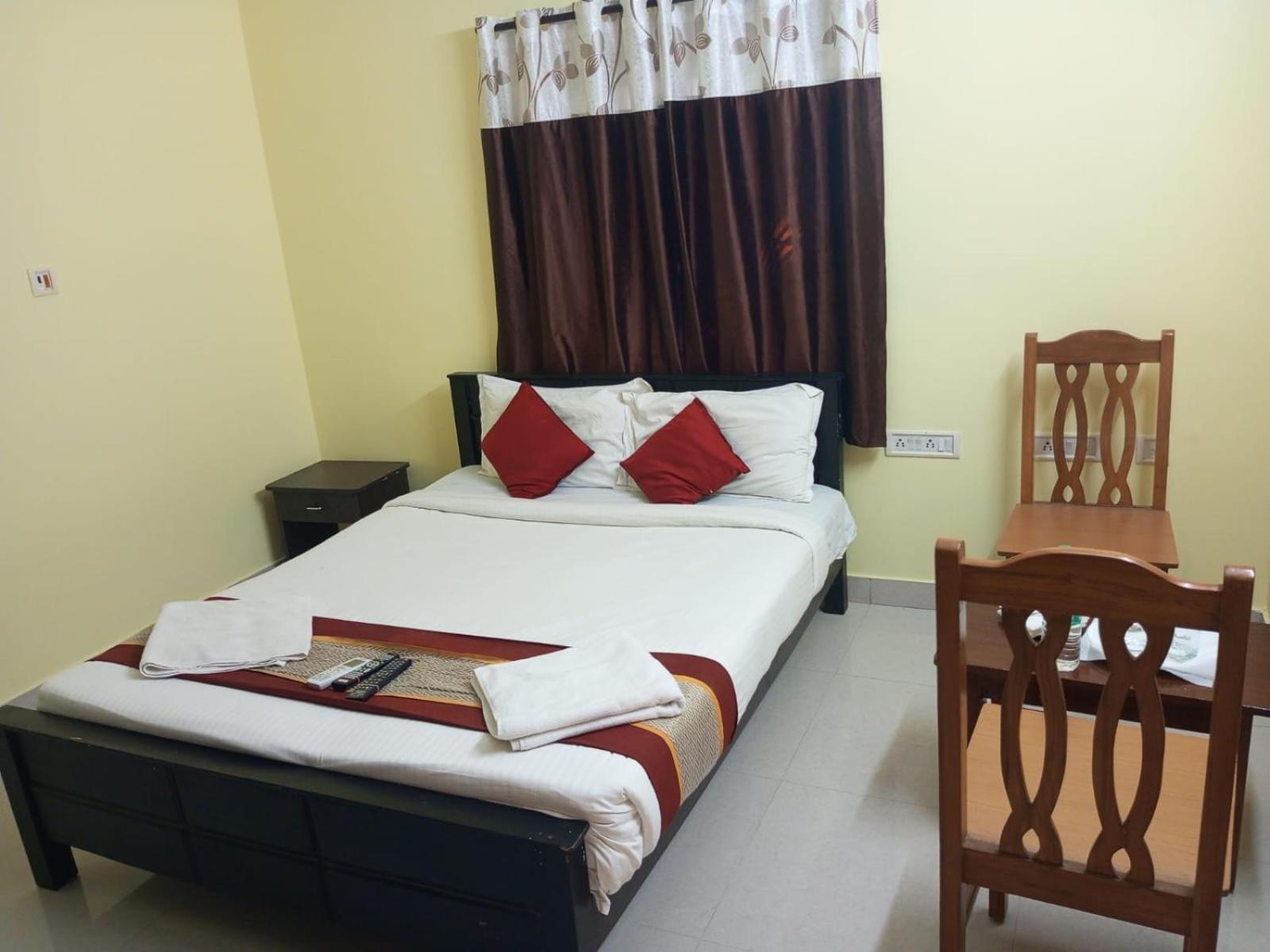 The Posh Residency, Ecr Bed & Breakfast เชนไน ภายนอก รูปภาพ