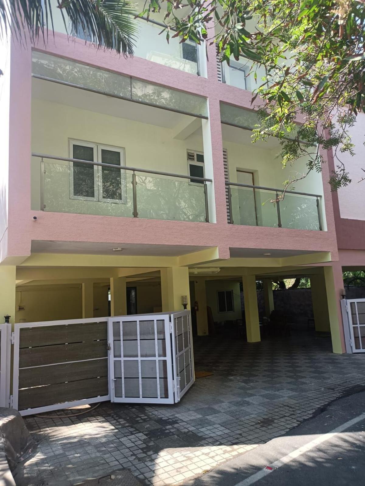 The Posh Residency, Ecr Bed & Breakfast เชนไน ภายนอก รูปภาพ